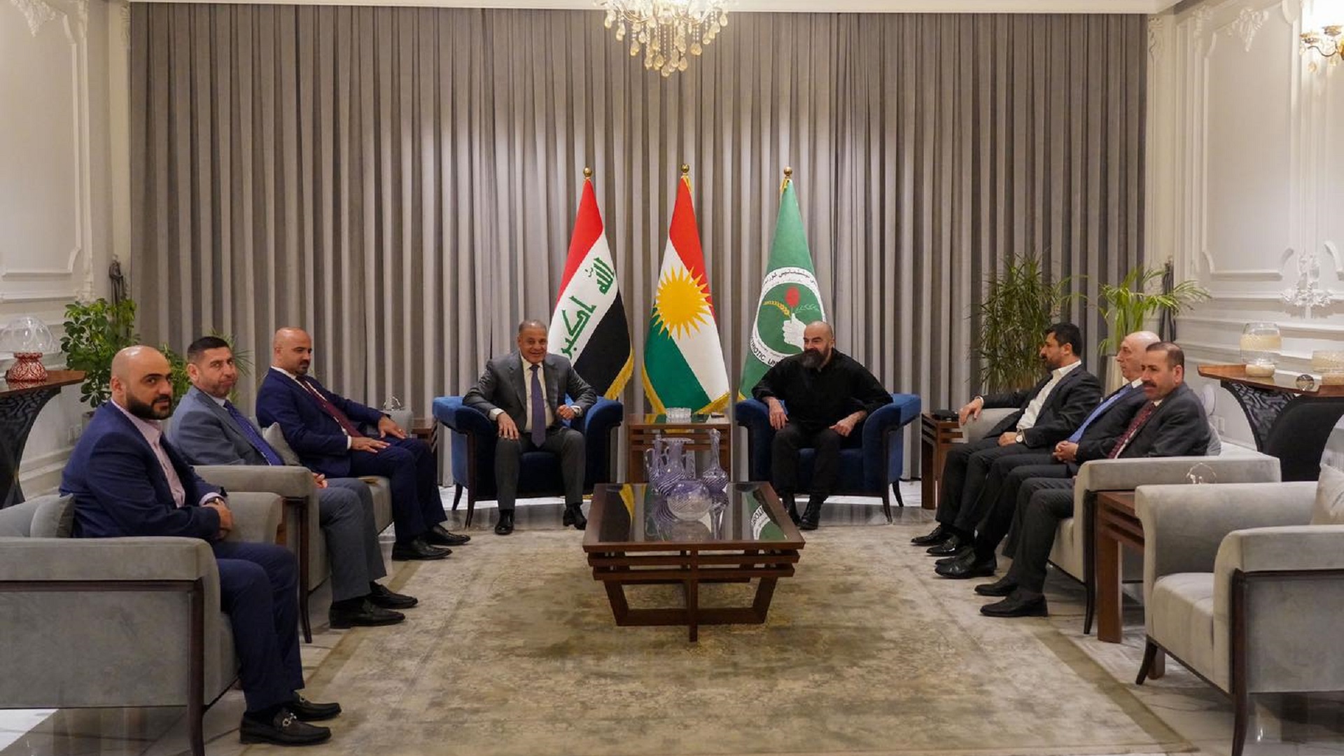 رئيس الاتحاد الوطني يلتقي الأمين العام لحزب الجماهير الوطنية في بغداد 